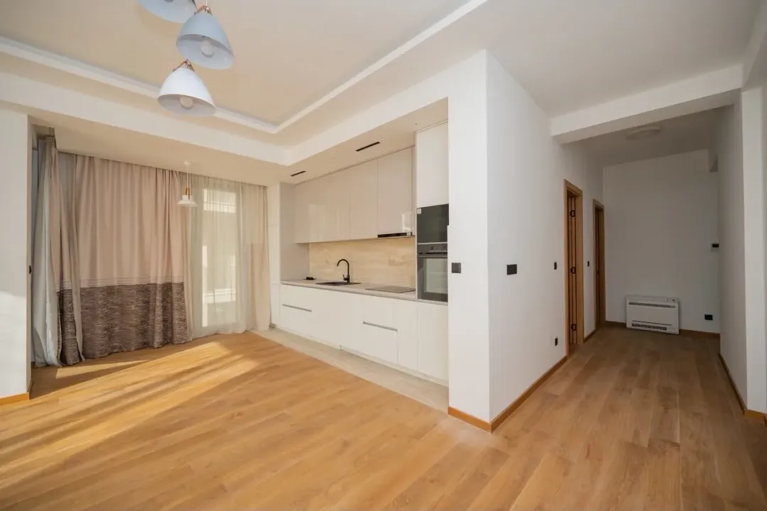 Izdavanje, dvosoban stan, 65m², Preko Morače, Podgorica