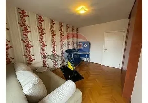 Izdavanje, kuća, 340m², Tološi, Podgorica - image 19