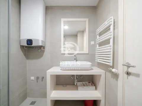 Prodaja, četvorosoban stan, 128m², Vračar Hram, Vračar Sve Podlokacije - image 11