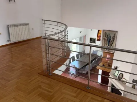 Izdavanje, kuća, 350m², Donja Gorica, Podgorica - image 10