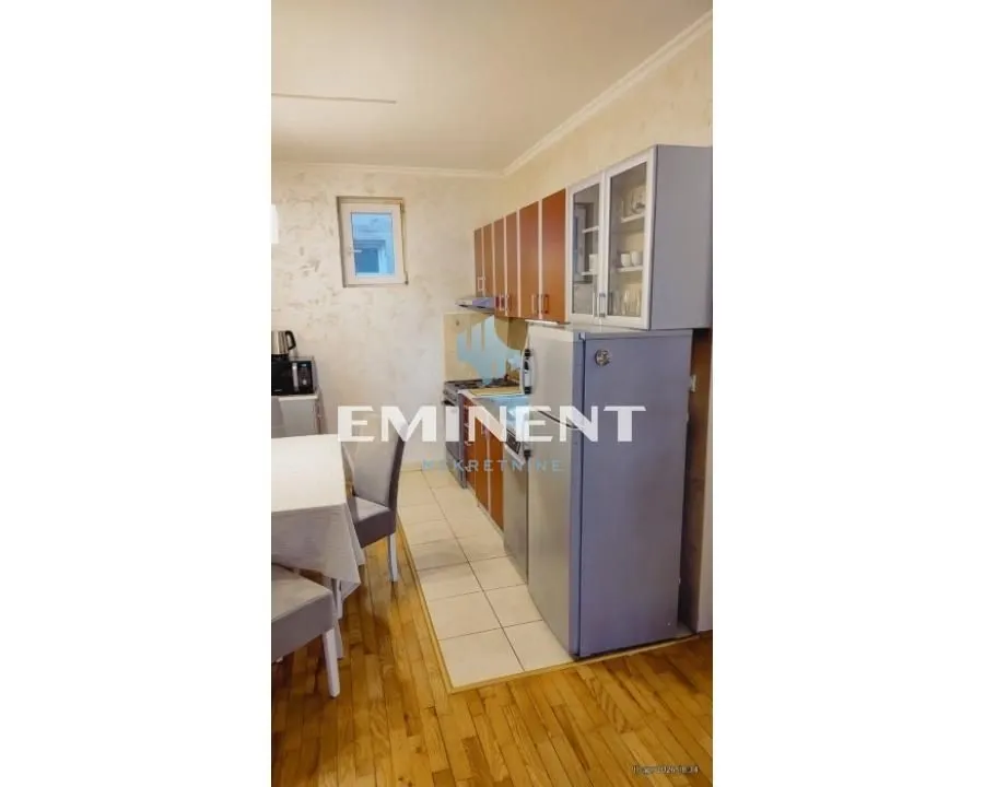 Rent, two bedroom apartment, 50m², Crveni Krst, Beograd