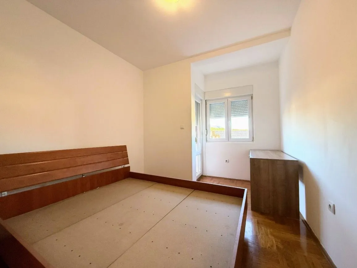 Prodaja, dvosoban stan, 74m², Drač, Podgorica