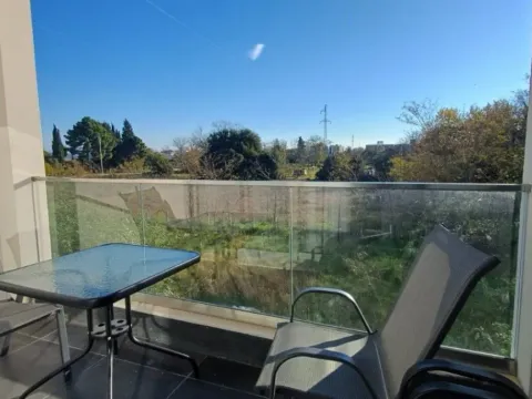 Rent, one bedroom apartment, 48m², Ulcinj, Crna Gora - image 3