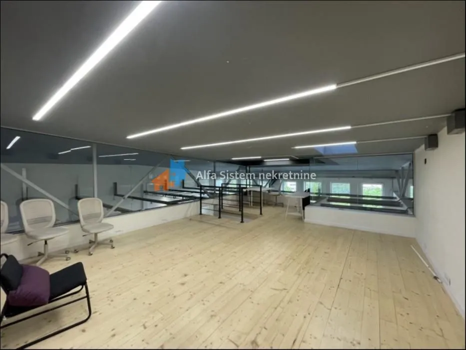 Rent, office space, 1000m², Autokomanda, Voždovac Sve Podlokacije