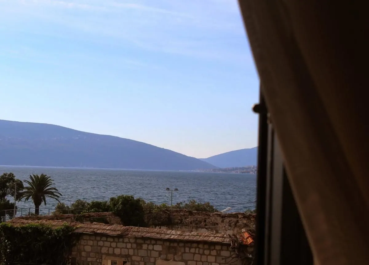 Sale, one bedroom apartment, 50m², Tivat, Crna Gora