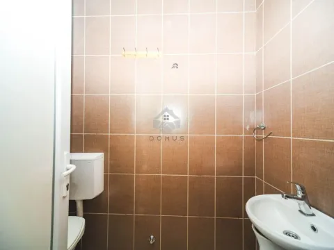 Rent, office space, 67m², Pobrežje, Podgorica - image 8
