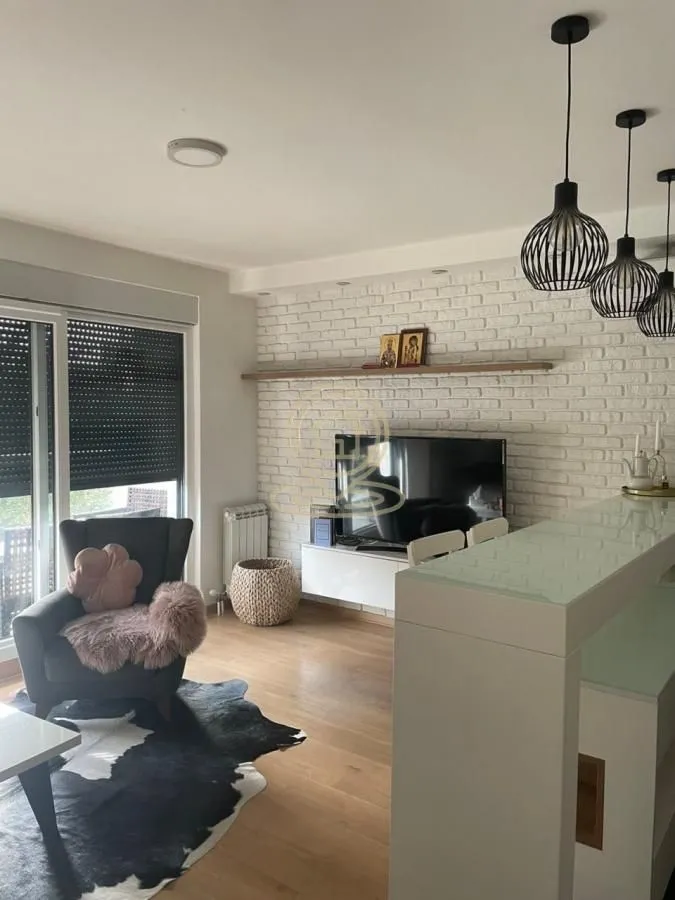 Rent, two bedroom apartment, 52m², Lekino Brdo, Voždovac Sve Podlokacije