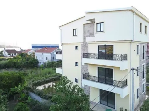 Sale, one bedroom apartment, 49m², Bonići, Tivat - image 1