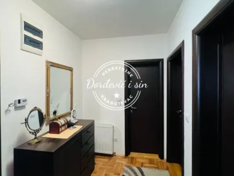 Sale, house, 190m², Kragujevac, Srbija - image 7