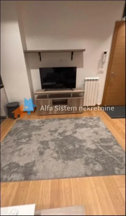 Izdavanje, dvosoban stan, 65m², Stari Grad, Beograd
