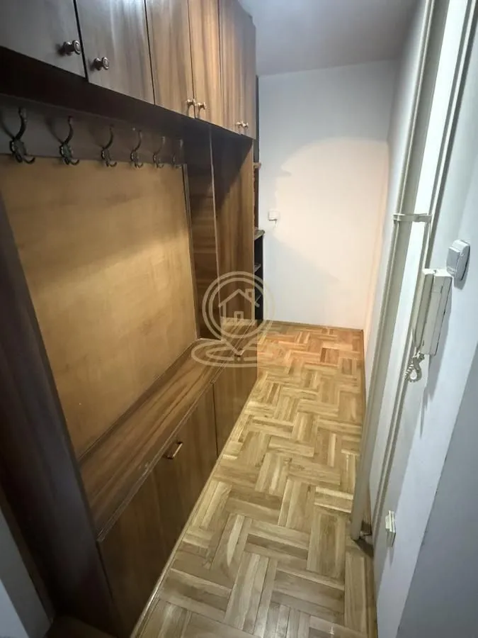 Rent, three bedroom apartment, 47m², Stari Grad, Beograd