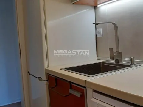 Rent, two bedroom apartment, 60m², Stari Grad, Beograd - image 10