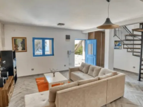 Rent, house, 92m², Bečići, Budva - image 3