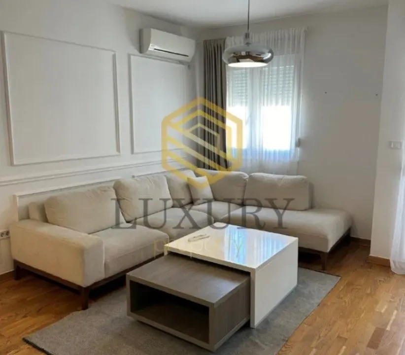 Izdavanje, jednosoban stan, 45m², City Kvart, Podgorica