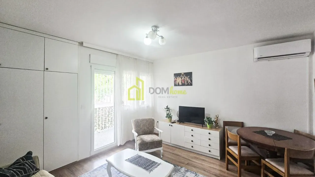 Prodaja, jednosoban stan, 40m², Stari Aerodrom, Podgorica