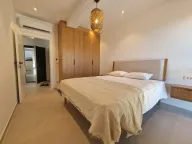 Izdavanje, kuća, 410m², Tivat, Crna Gora - image 23