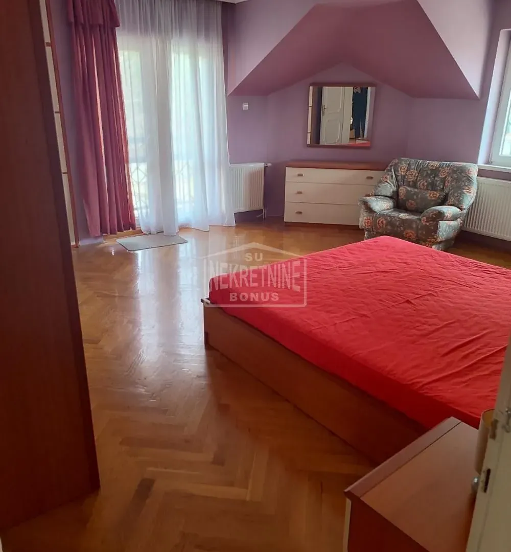 Prodaja, kuća, 388m², Centar, Subotica