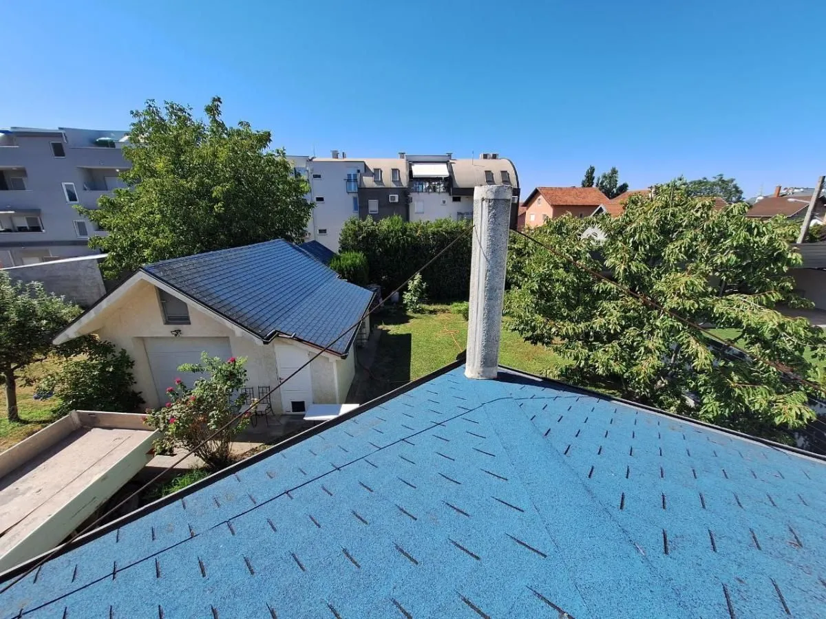 Sale, house, 253m², Adice, Novi Sad Sve Podlokacije