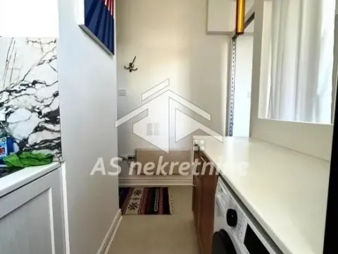 Izdavanje, stan, 40m², Stari Grad, Beograd - image 9