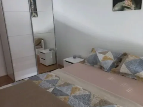 Izdavanje, jednosoban stan, 52m², Kava, Tivat - image 10