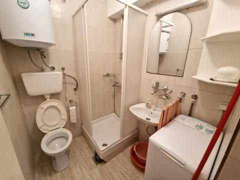 Izdavanje, jednosoban stan, 40m², Budva, Crna Gora - image 10