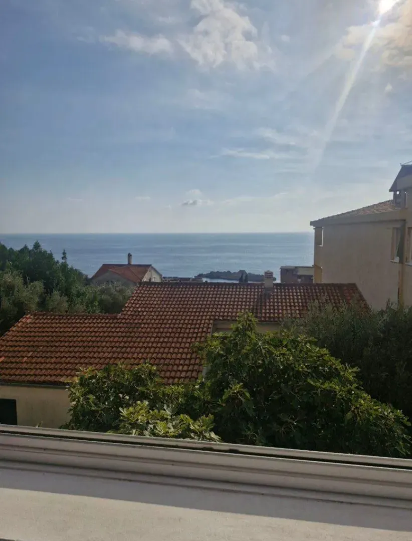 Sale, one bedroom apartment, 52m², Sveti Stefan, Budva