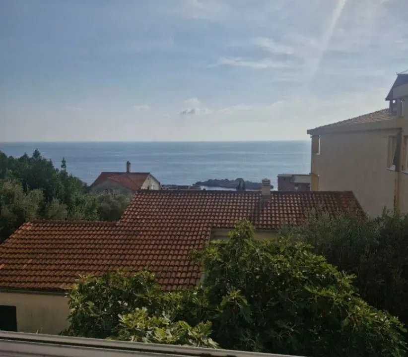 Sale, one bedroom apartment, 52m², Sveti Stefan, Budva