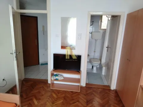 Rent, studio apartment, 17m², Liman 3, Novi Sad Sve Podlokacije - image 2