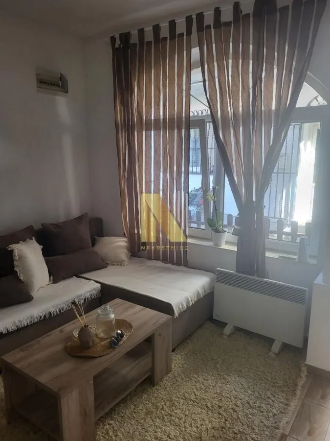 Izdavanje, jednosoban stan, 36m², Centar, Novi Sad