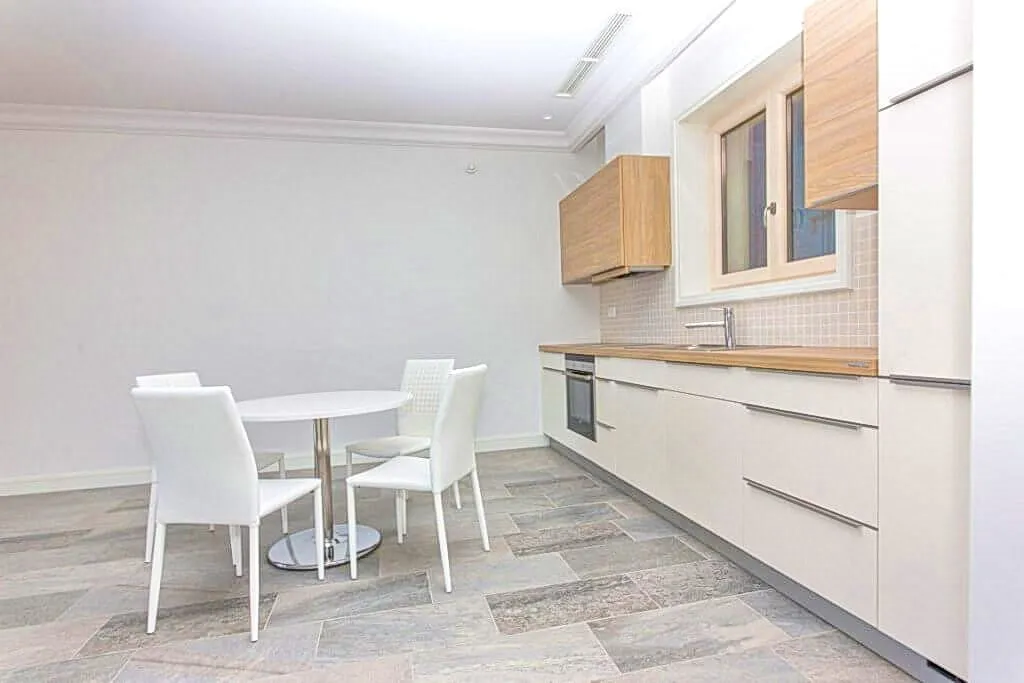 Prodaja, stan, 74m², Tivat, Crna Gora