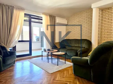 Sale, two bedroom apartment, 75m², Centar, Podgorica