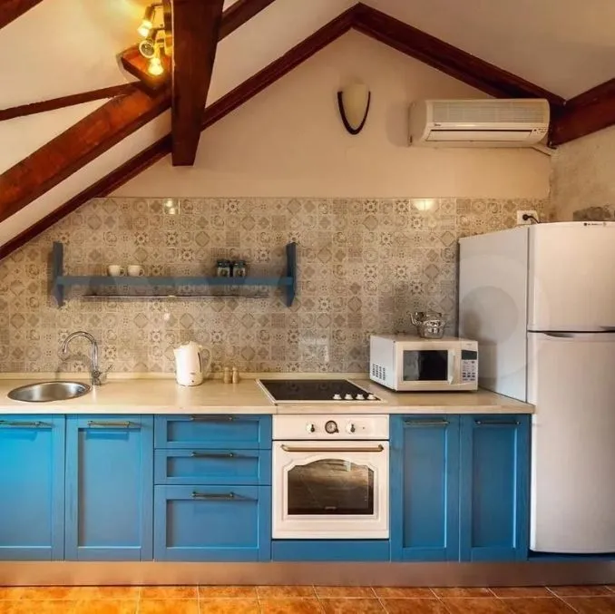 Sale, house, 232m², Morinj, Kotor