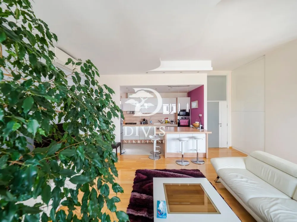 Sale, four bedroom apartment, 129m², Karaburma, Palilula Sve Podlokacije