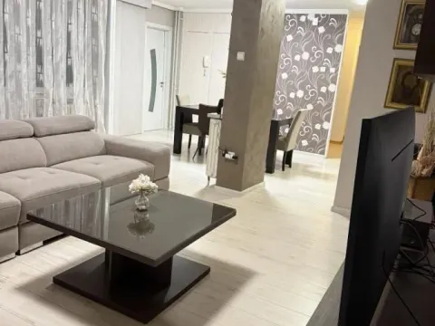 Prodaja, trosoban stan, 78m², Liman 4, Novi Sad Sve Podlokacije - image 3