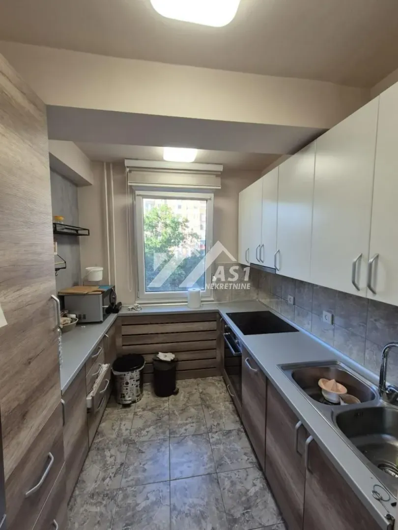 Izdavanje, dvosoban stan, 55m², Sajam, Novi Sad Sve Podlokacije