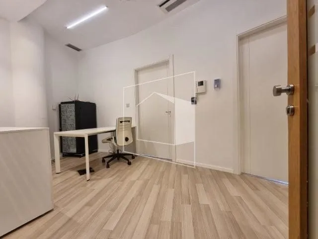 Rent, office space, 193m², Kod Capital Plaze, Podgorica