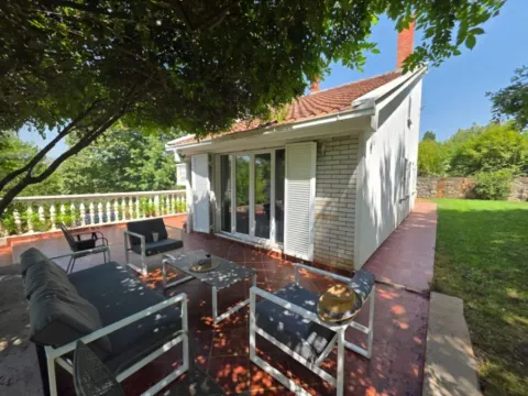 Izdavanje, kuća, 250m², Mareza, Podgorica - image 13