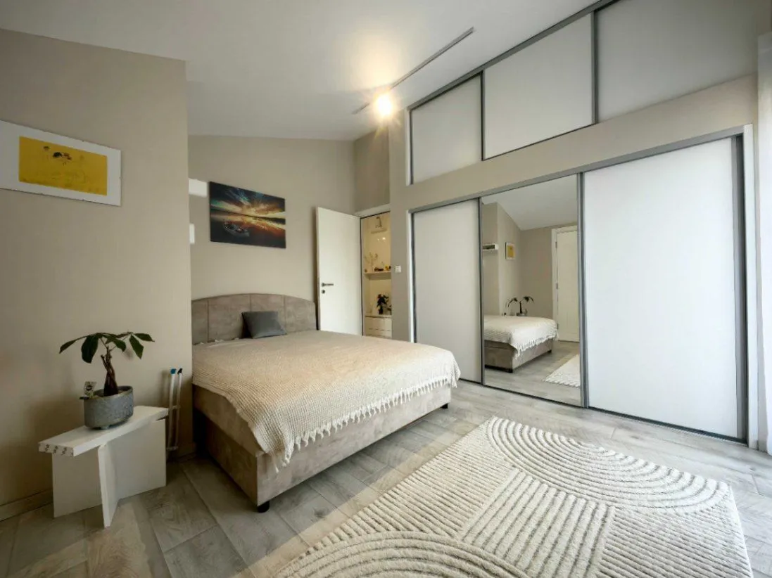 Rent, house, 260m², Donja Gorica, Podgorica