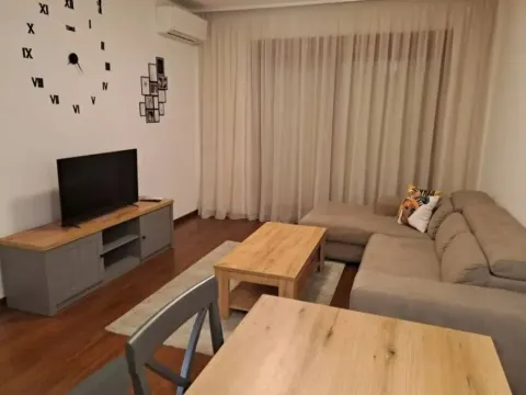 Izdavanje, jednosoban stan, 50m², Master Kvart, Podgorica - image 5