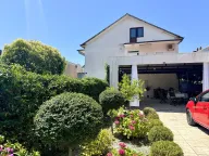 Rent, three bedroom apartment, 100m², Seljanovo, Tivat - image 1