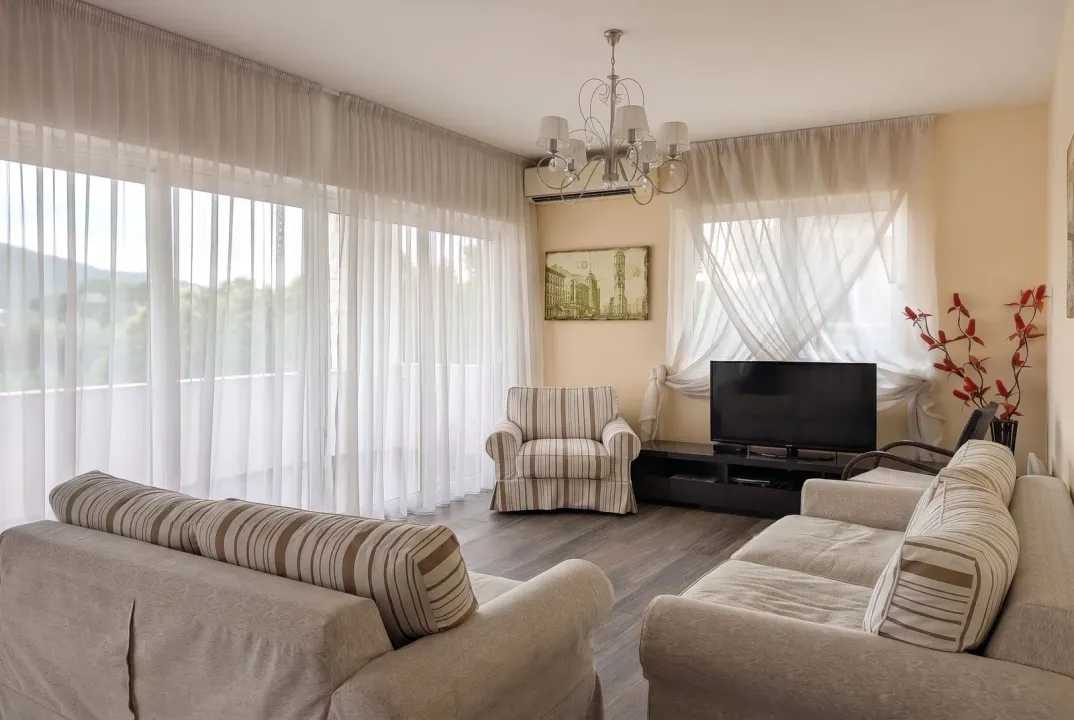 Prodaja, četvorosoban stan, 102m², Kumbor, Herceg Novi