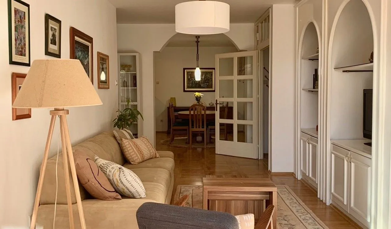 Izdavanje, trosoban stan, 110m², Gorica C, Podgorica