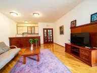 Izdavanje, jednosoban stan, 67m², Centar, Budva - image 2