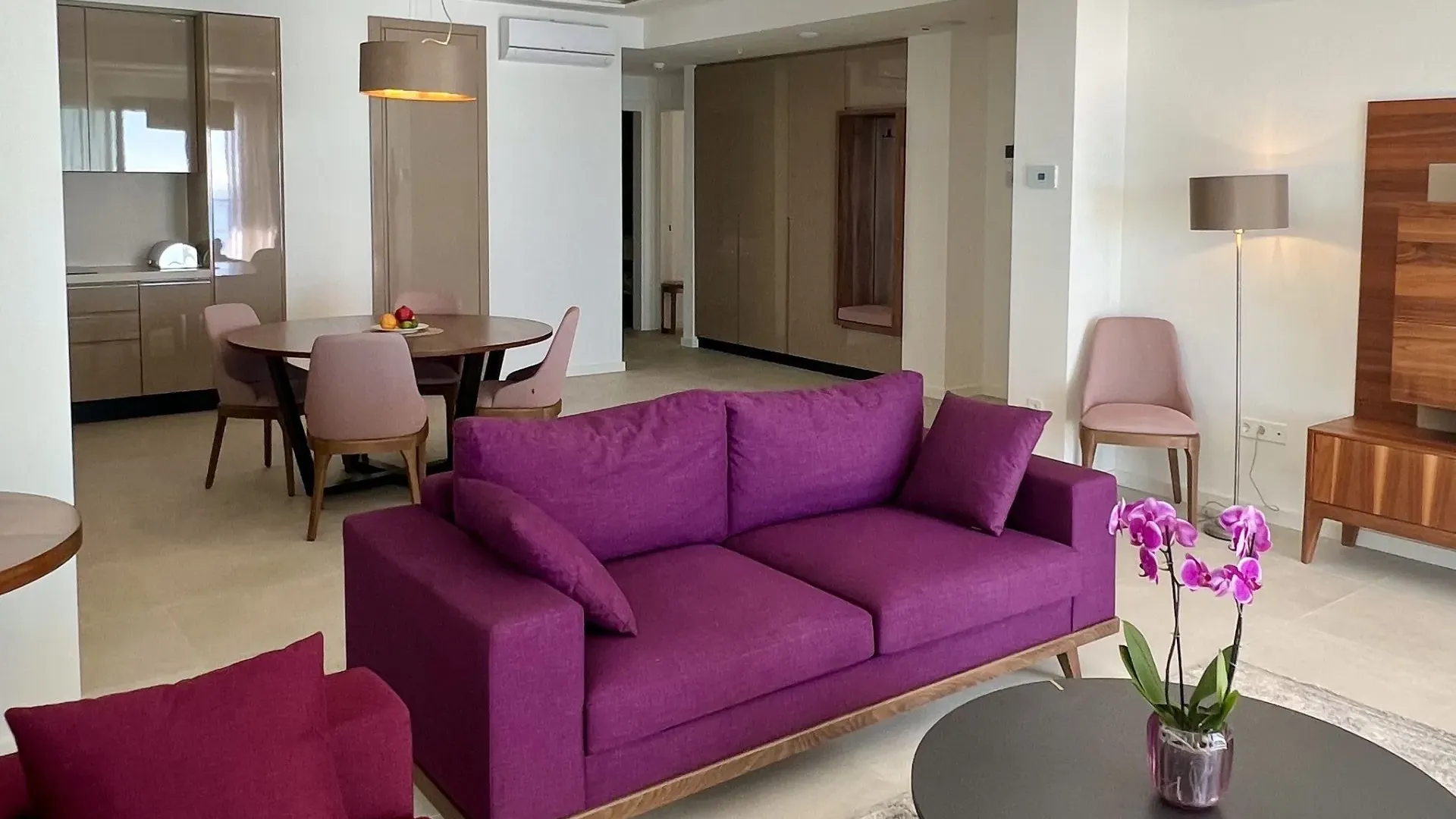 Prodaja, stan, 110m², Budva, Crna Gora