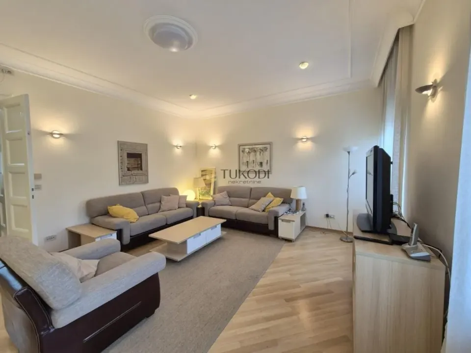 Sale, three bedroom apartment, 113m², Slavija, Vračar Sve Podlokacije