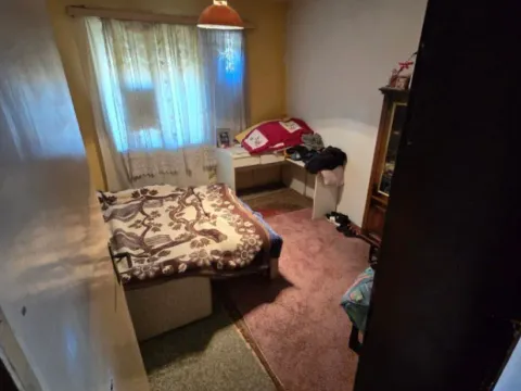 Sale, house, 77m², Vlasotince, Srbija - image 2