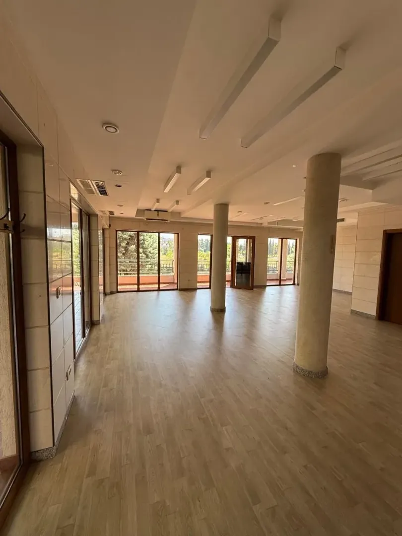 Rent, office space, 68m², Momišići, Podgorica