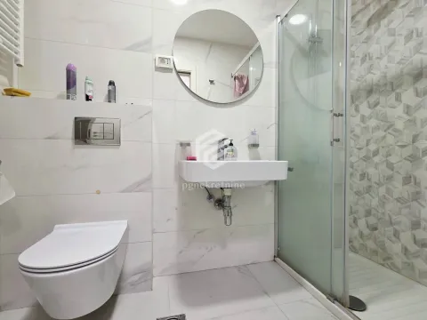 Izdavanje, jednosoban stan, 50m², Central Point, Podgorica - image 10