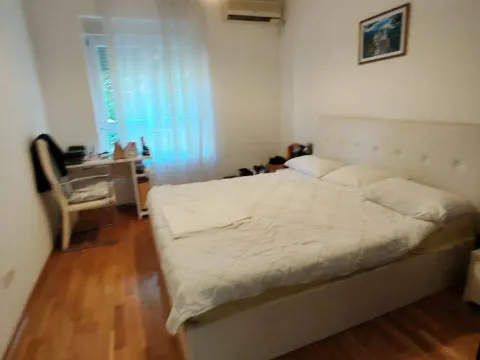 Rent, two bedroom apartment, 70m², Centar, Budva - image 6