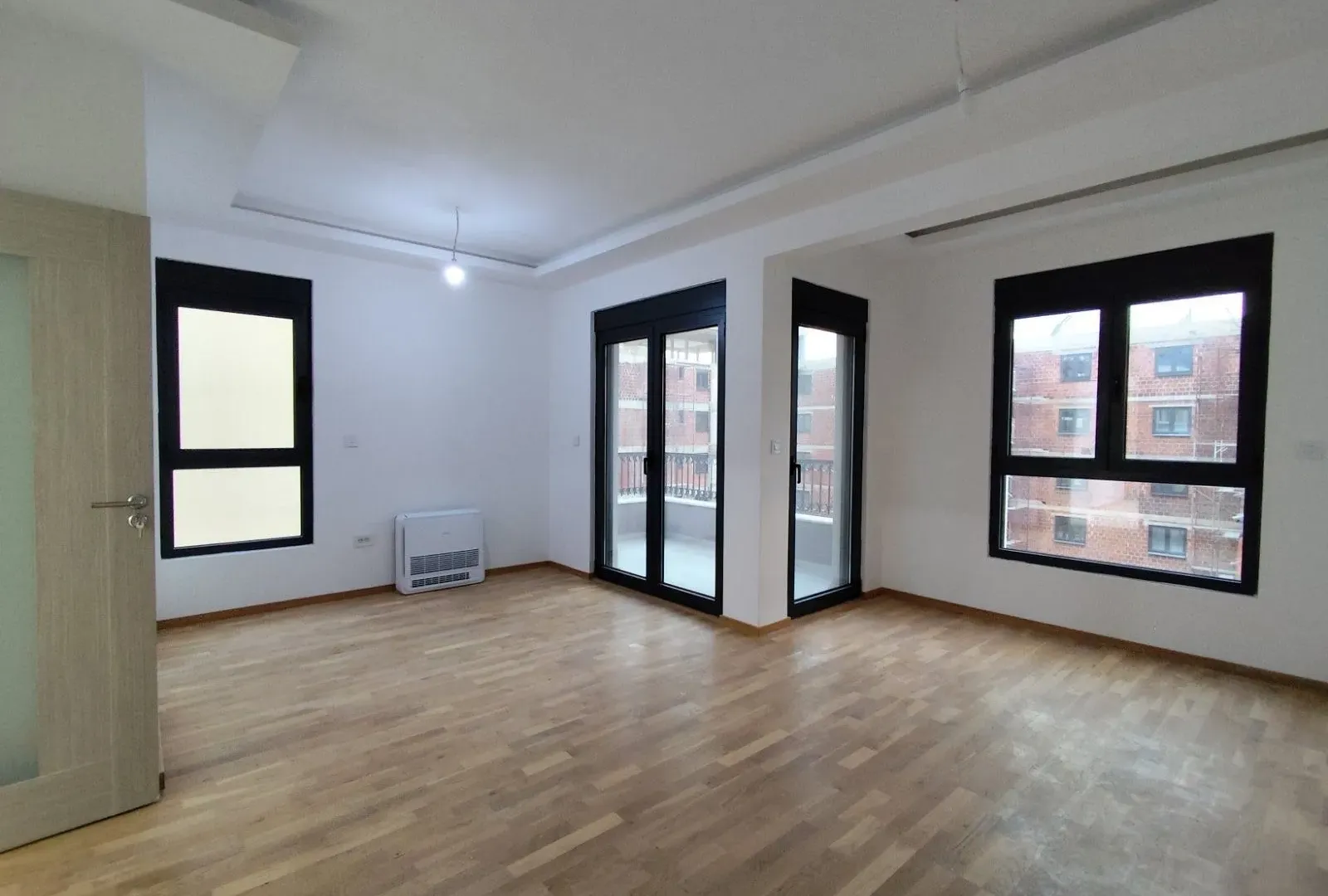 Prodaja, dvosoban stan, 68m², Bar, Crna Gora